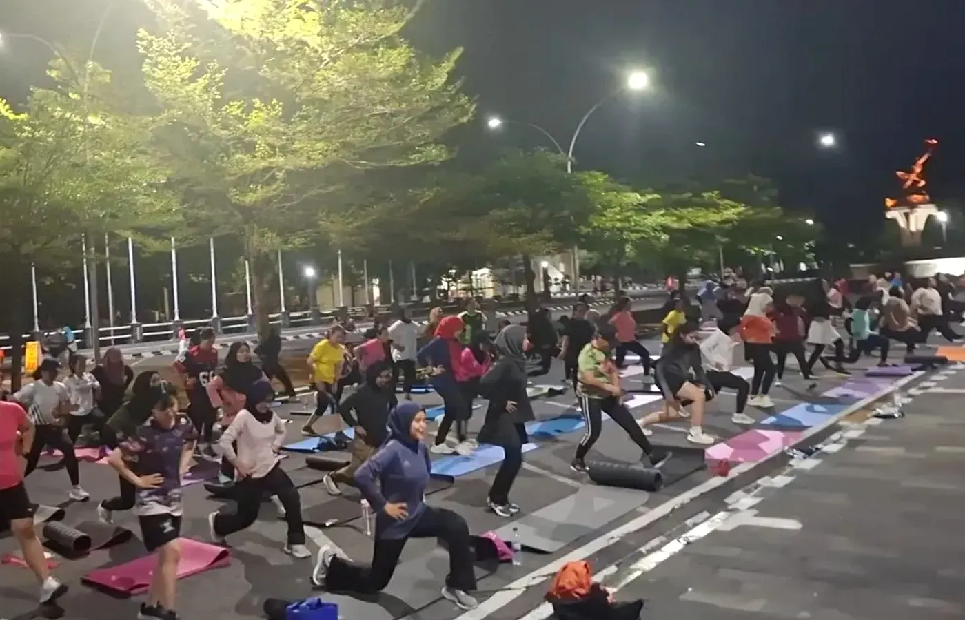 Pulih Setelah Latihan Malam: Tidur, Minum, dan Makan yang Cukup
